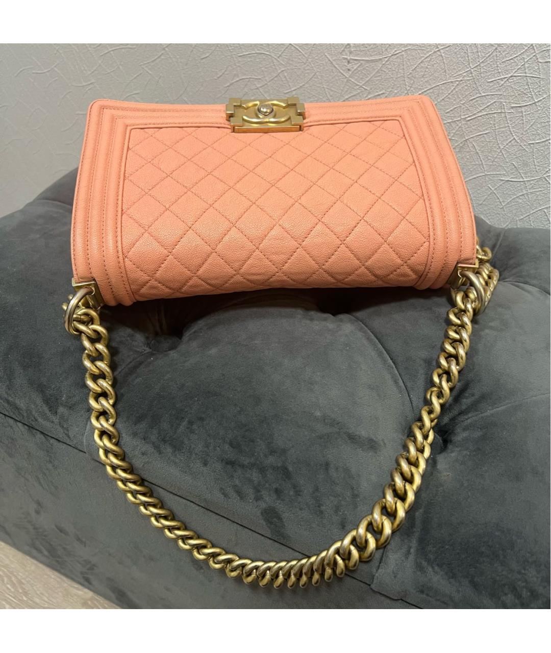 CHANEL Коралловая кожаная сумка через плечо, фото 6