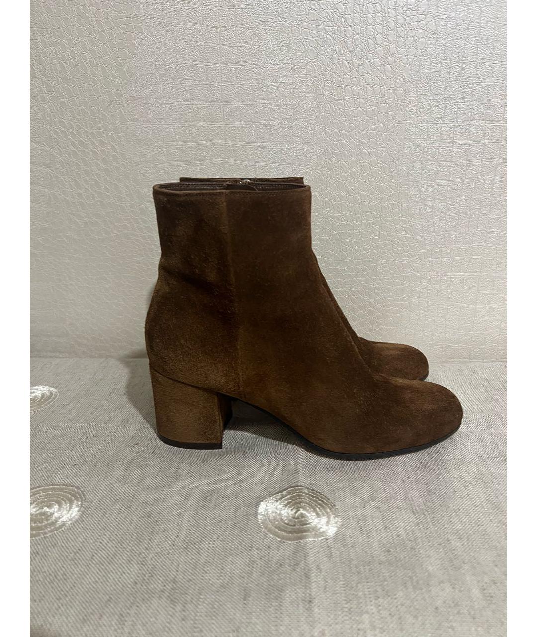 GIANVITO ROSSI Коричневые замшевые ботильоны, фото 8