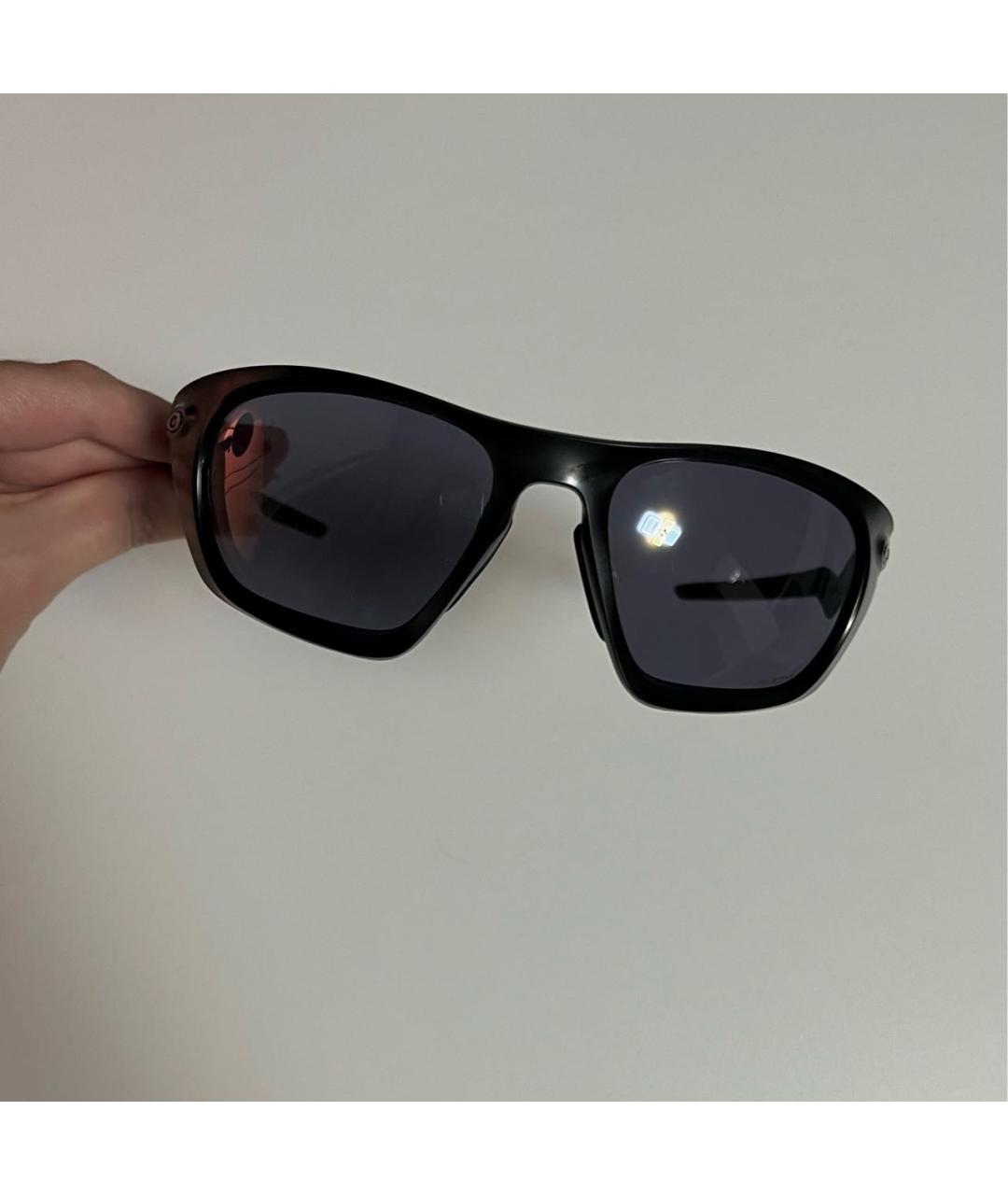 OAKLEY Черные пластиковые солнцезащитные очки, фото 5