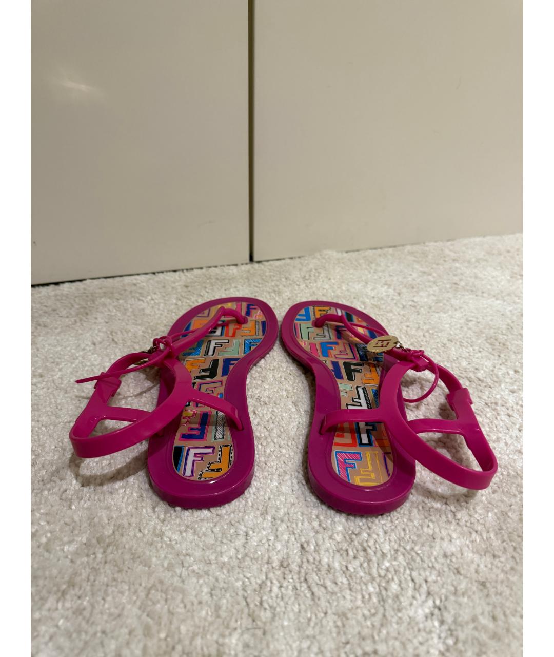FENDI Розовые сандалии, фото 4