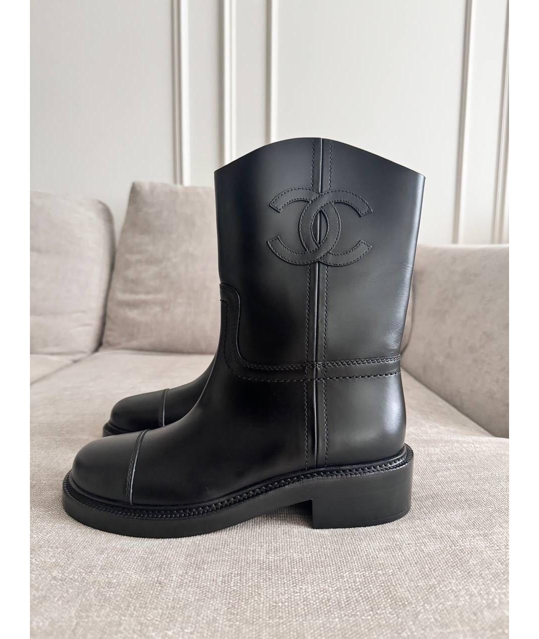CHANEL Черные кожаные сапоги, фото 4