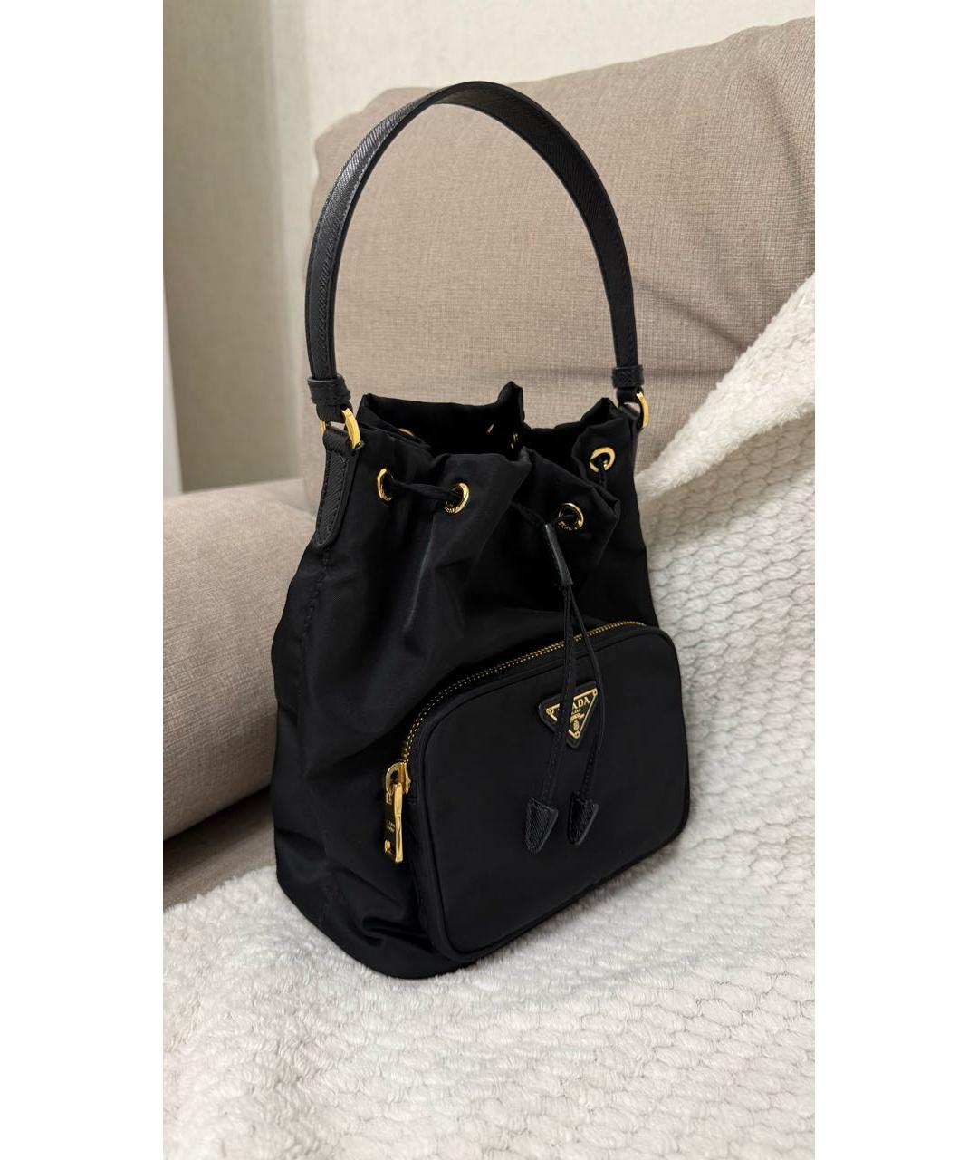 PRADA Черная синтетическая сумка с короткими ручками, фото 2