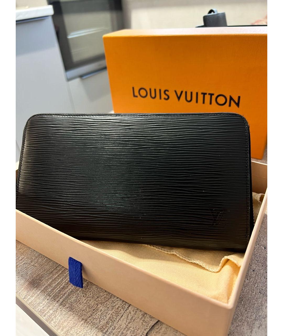 LOUIS VUITTON Черный кожаный кошелек, фото 8