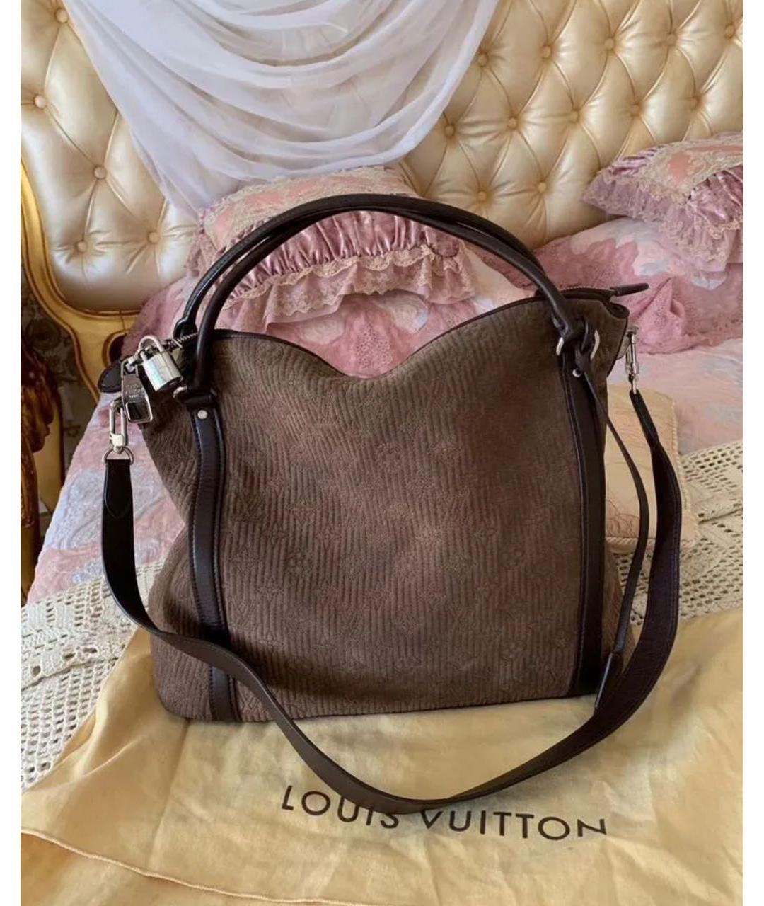 LOUIS VUITTON Коричневая замшевая сумка тоут, фото 3