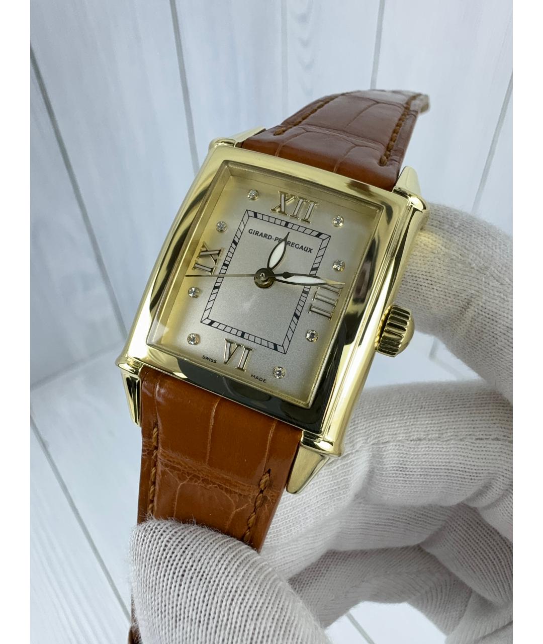GIRARD PERREGAUX Бежевые часы из желтого золота, фото 2