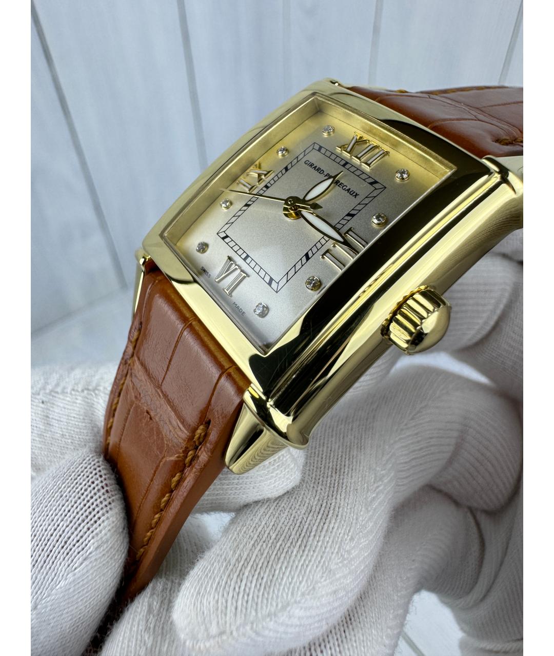 GIRARD PERREGAUX Бежевые часы из желтого золота, фото 6