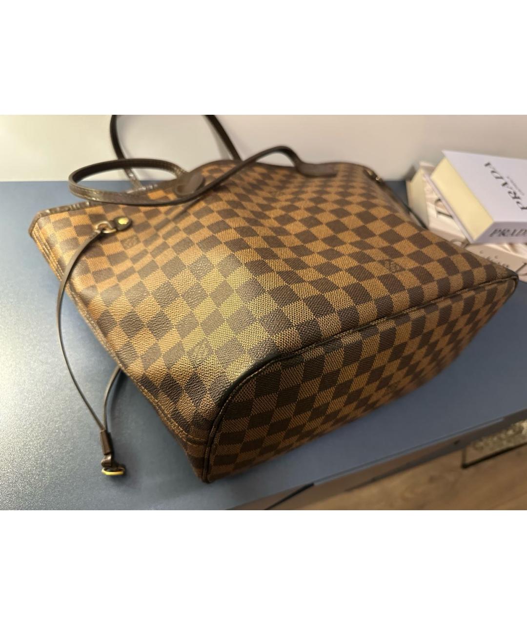 LOUIS VUITTON Коричневая кожаная сумка через плечо, фото 6