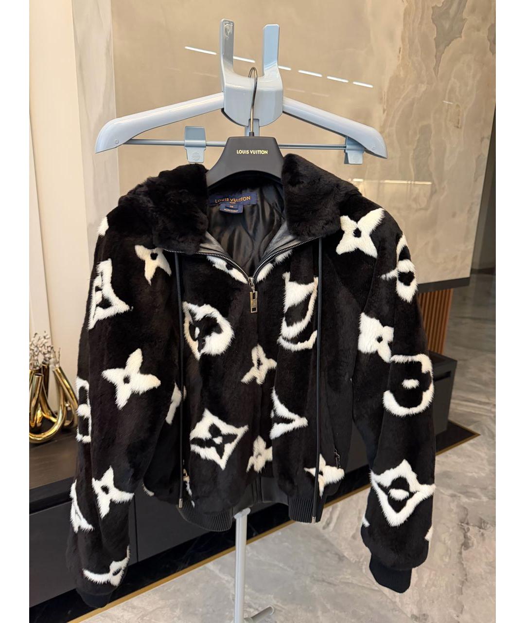 LOUIS VUITTON Черная меховая шуба, фото 5