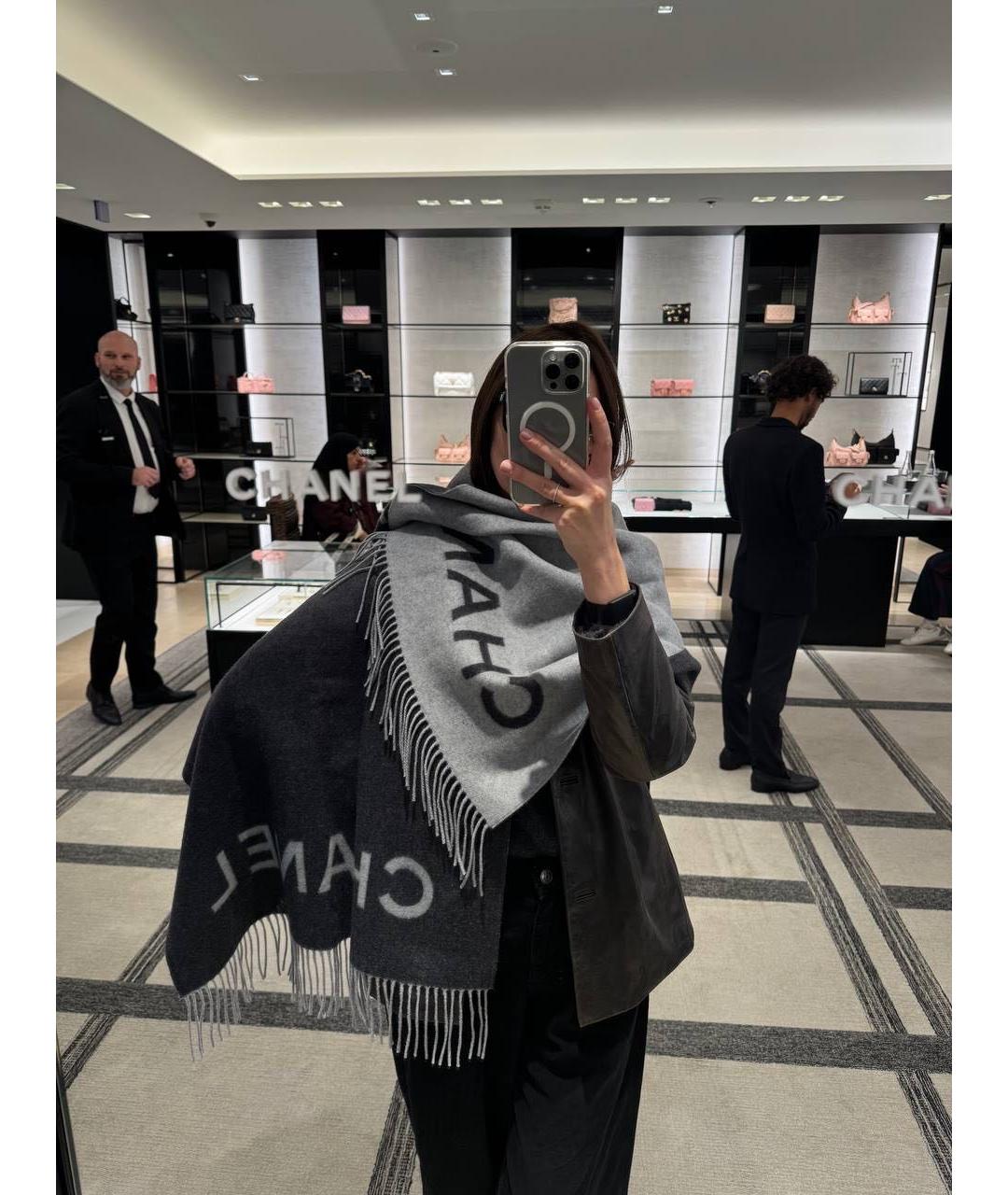 CHANEL Серый кашемировый шарф, фото 3