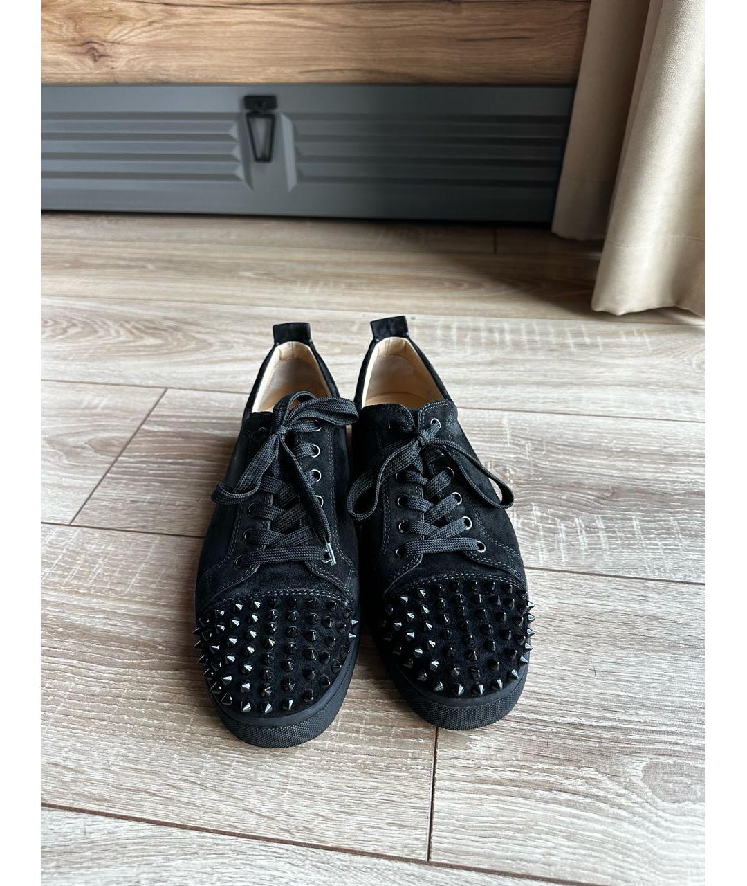 CHRISTIAN LOUBOUTIN Черные замшевые низкие кроссовки / кеды, фото 2