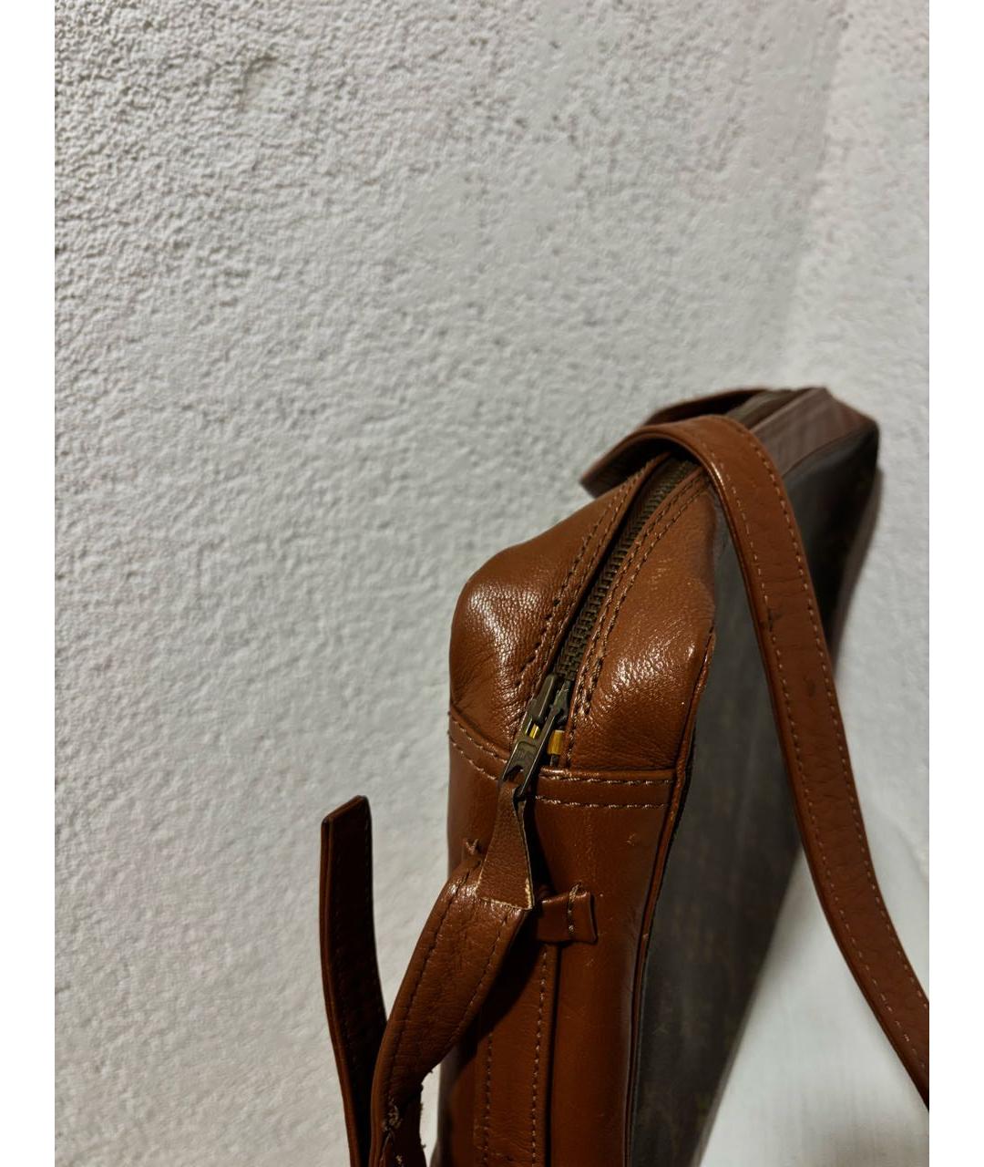 LOUIS VUITTON Коричневая кожаная барсетка, фото 3