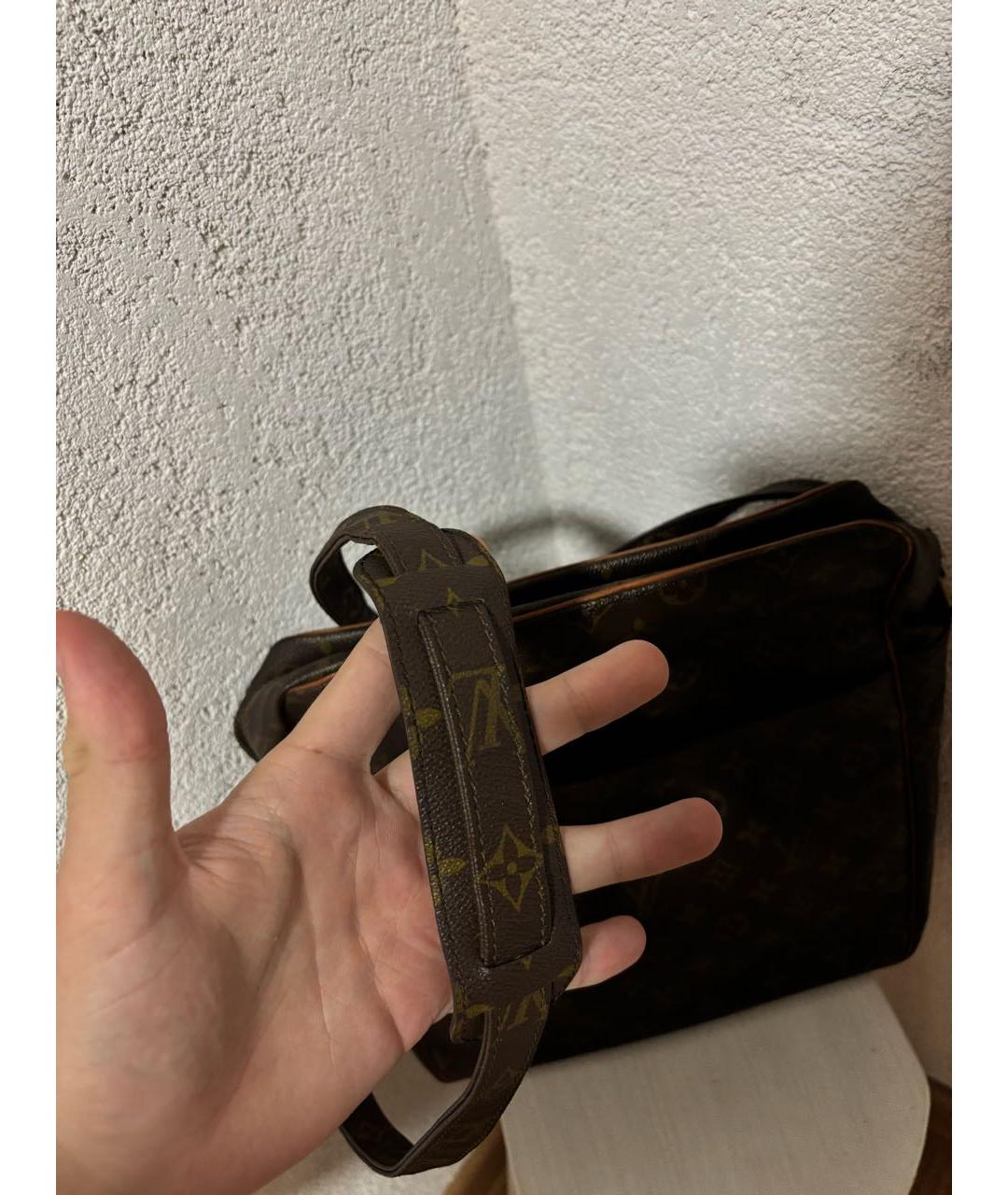 LOUIS VUITTON Коричневая кожаная барсетка, фото 2