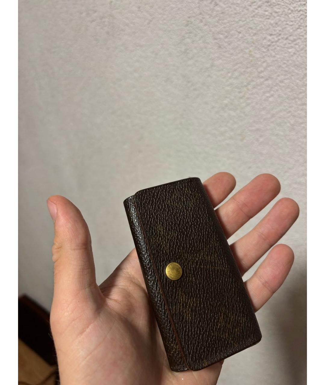LOUIS VUITTON Коричневая ключница, фото 2