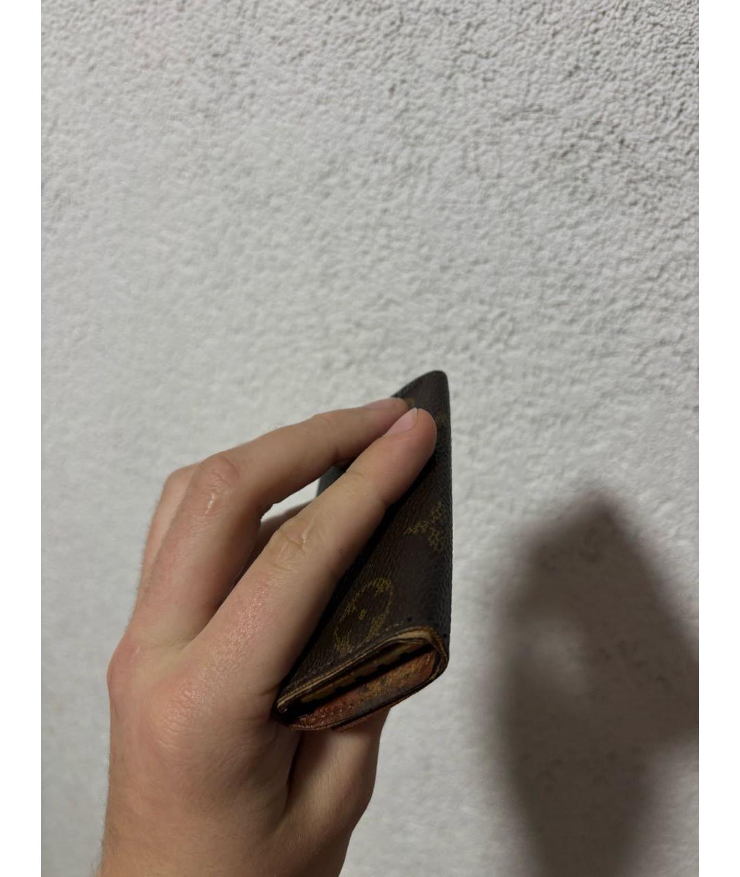 LOUIS VUITTON Коричневая ключница, фото 3