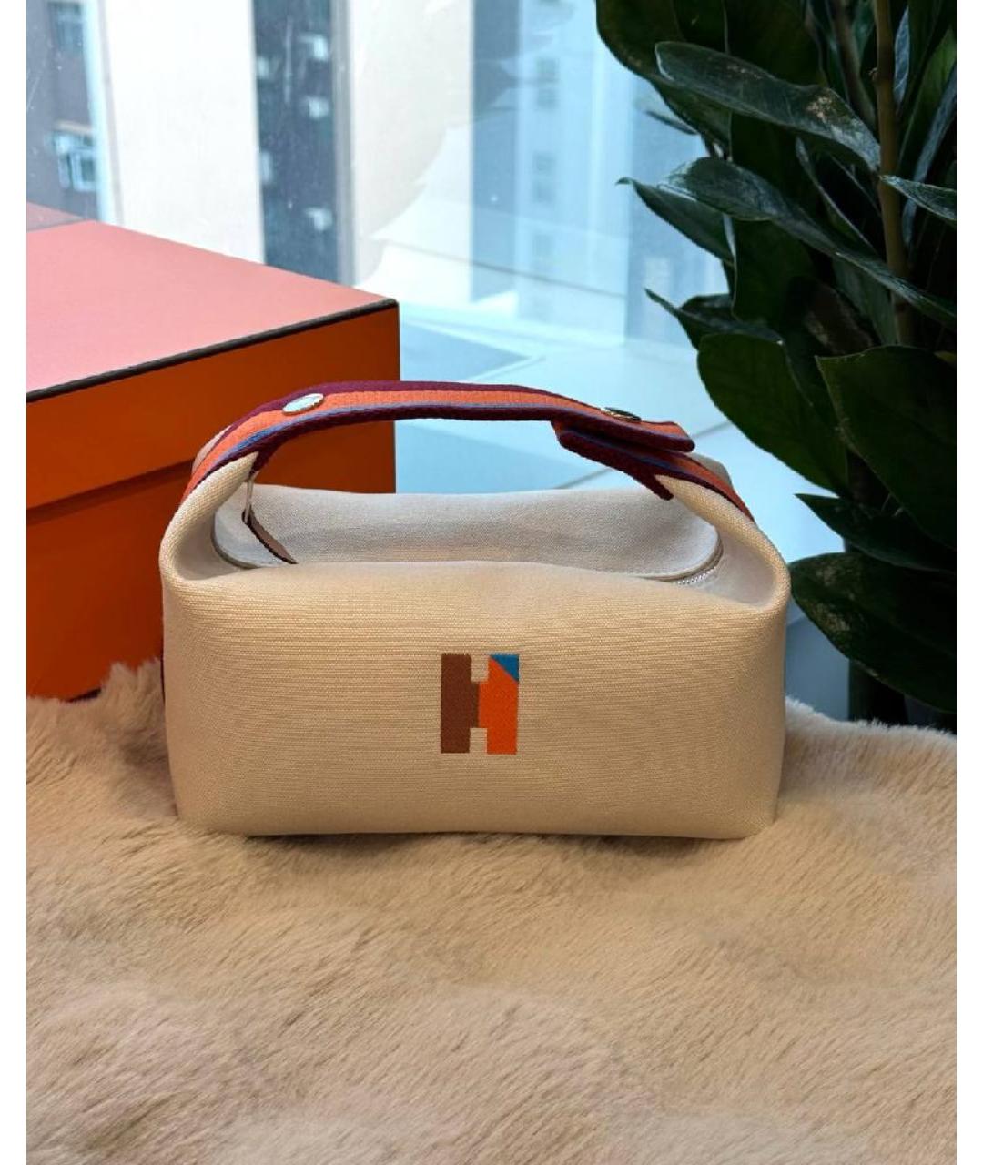 HERMES Бежевая кожаная косметичка, фото 2
