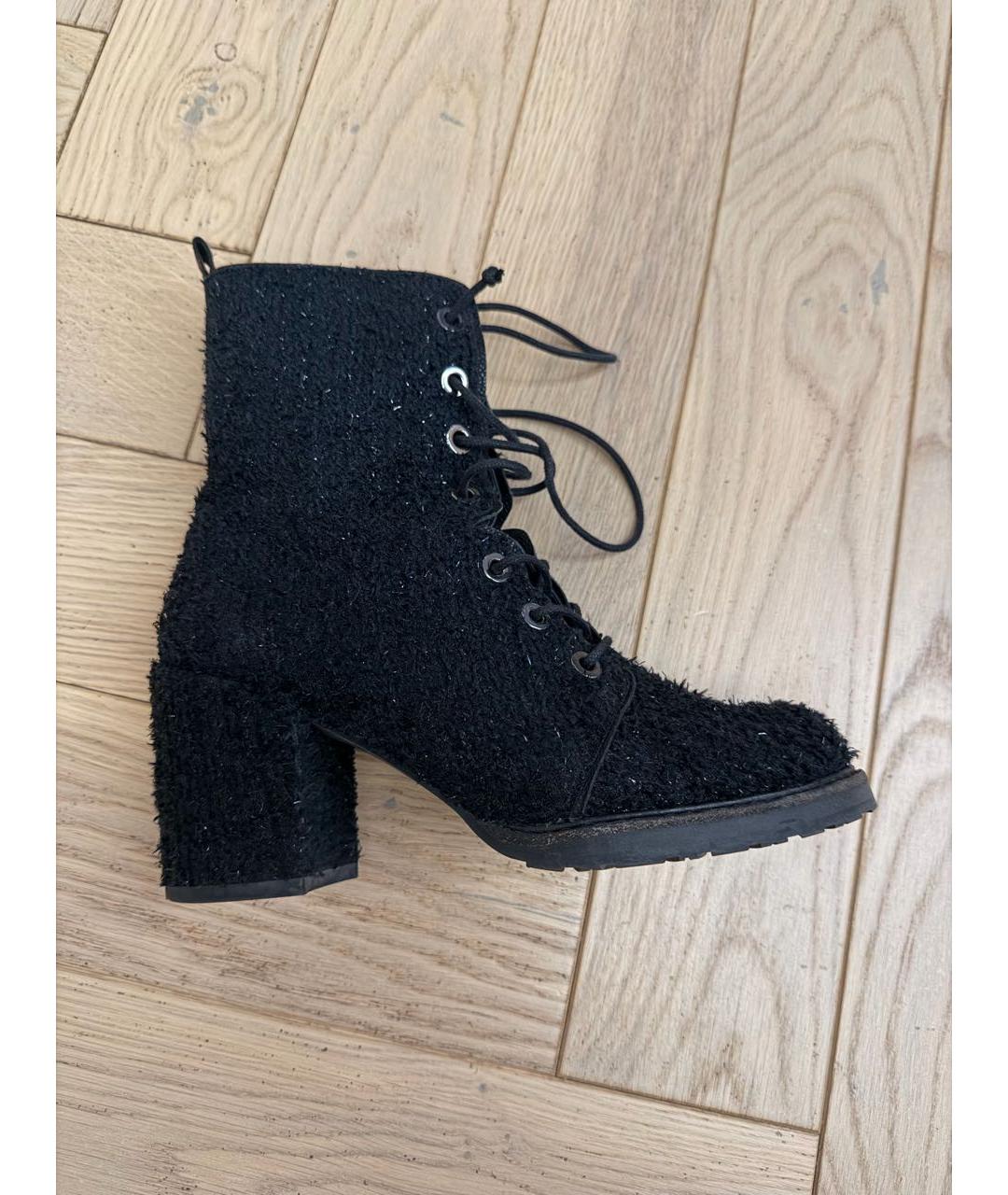 STUART WEITZMAN Черные текстильные ботильоны, фото 4