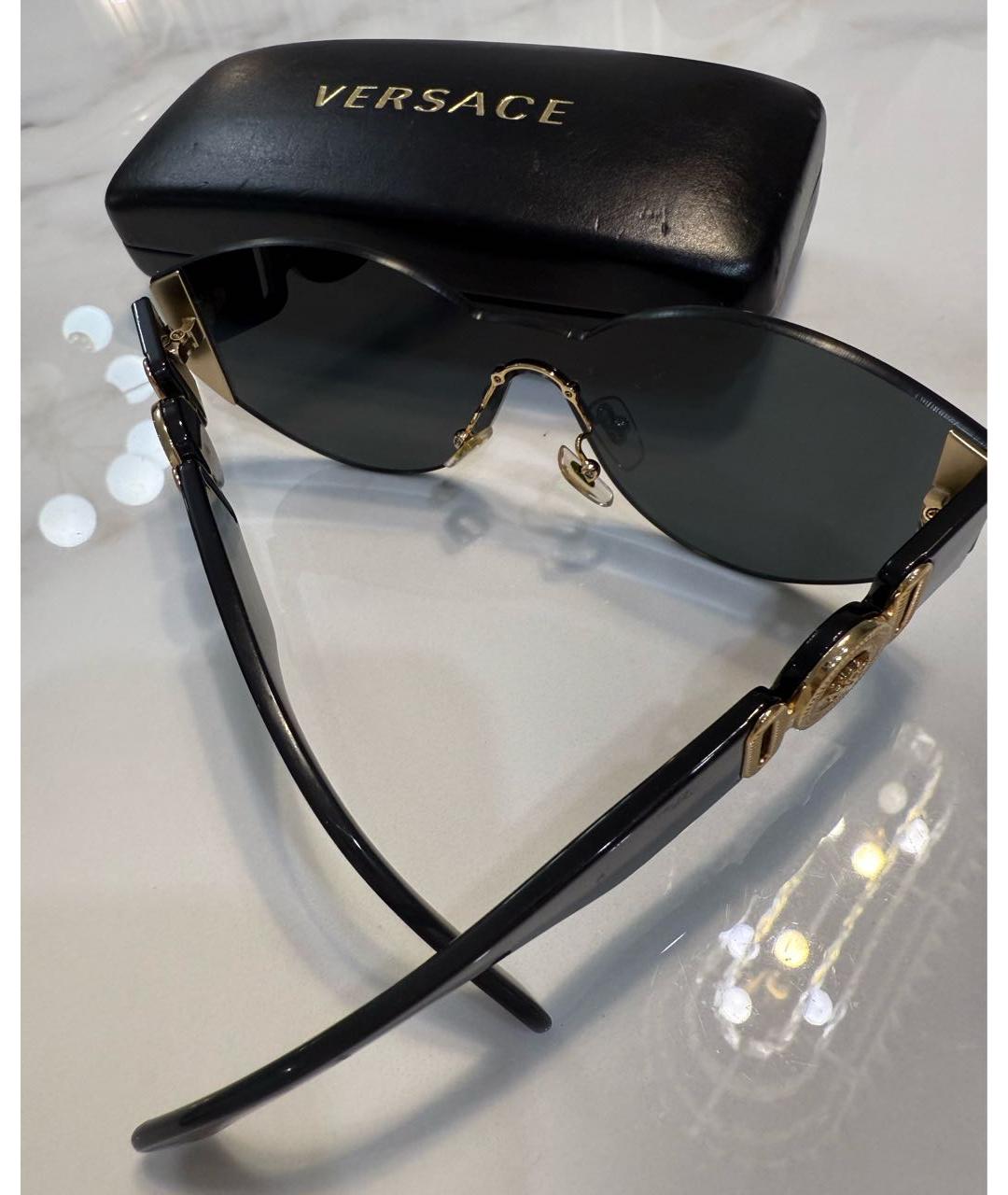 VERSACE Черные пластиковые солнцезащитные очки, фото 3