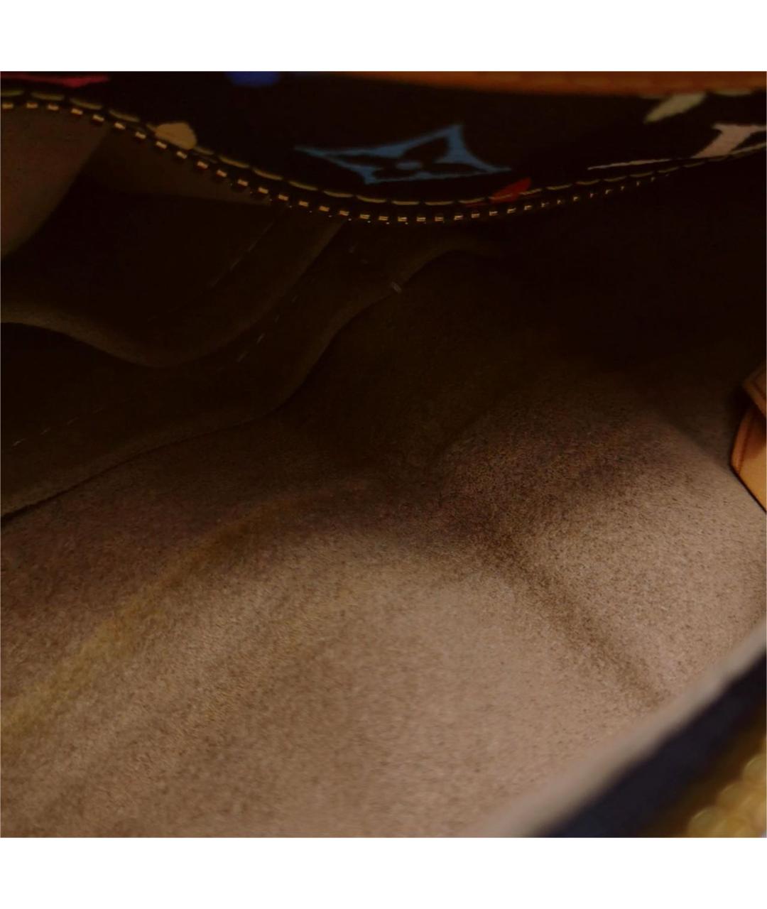 LOUIS VUITTON Черная кожаная сумка через плечо, фото 3