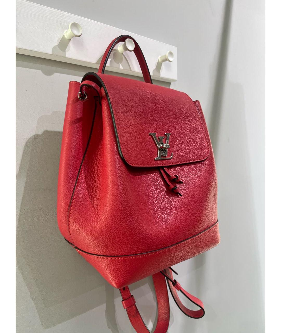 LOUIS VUITTON Красный кожаный рюкзак, фото 3