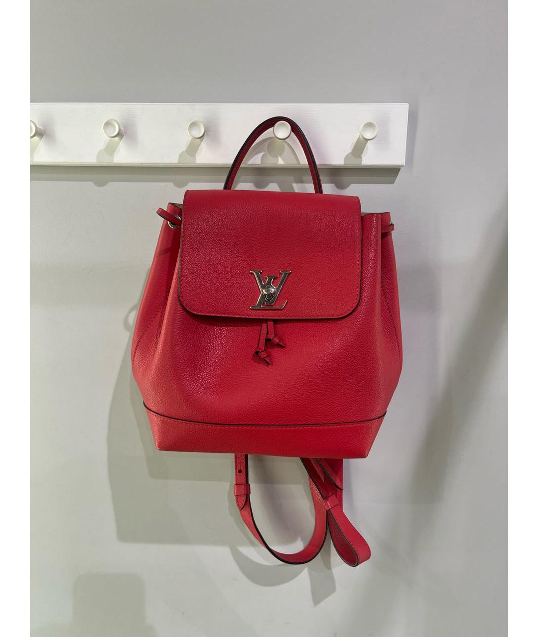 LOUIS VUITTON Красный кожаный рюкзак, фото 9