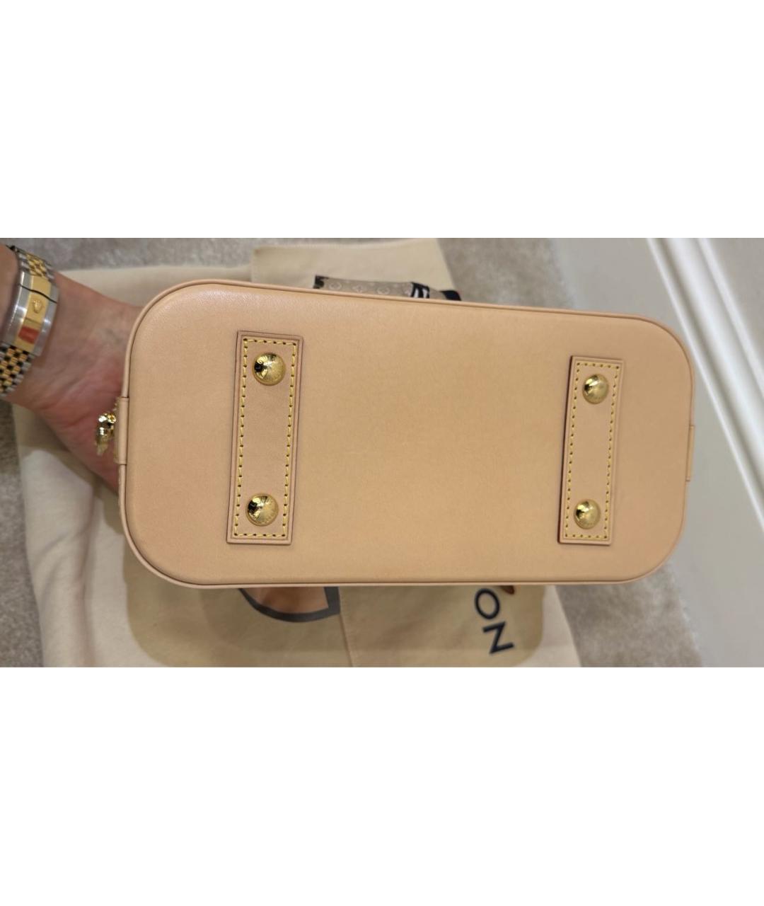 LOUIS VUITTON Бежевая кожаная сумка с короткими ручками, фото 4