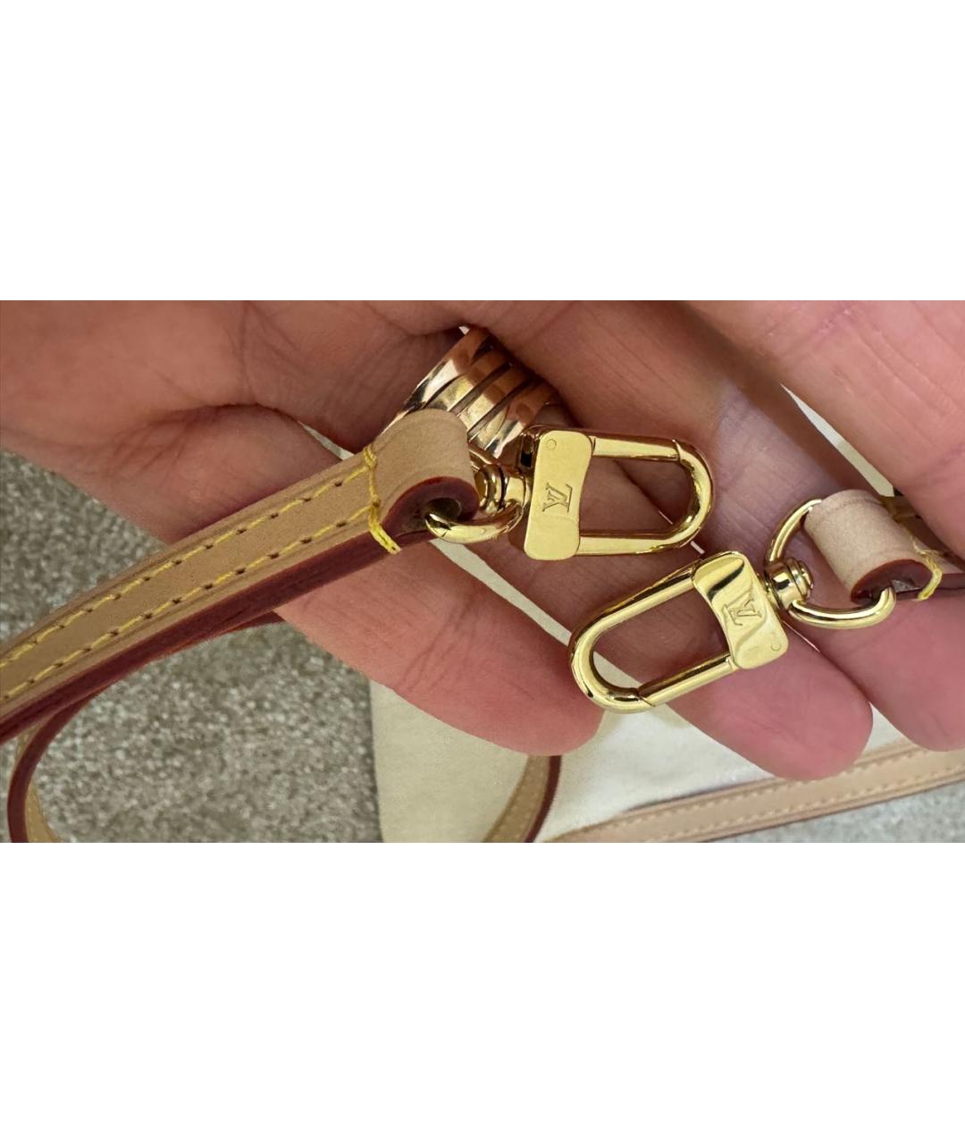 LOUIS VUITTON Бежевая кожаная сумка с короткими ручками, фото 6