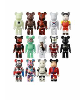 BEARBRICK Скульптура