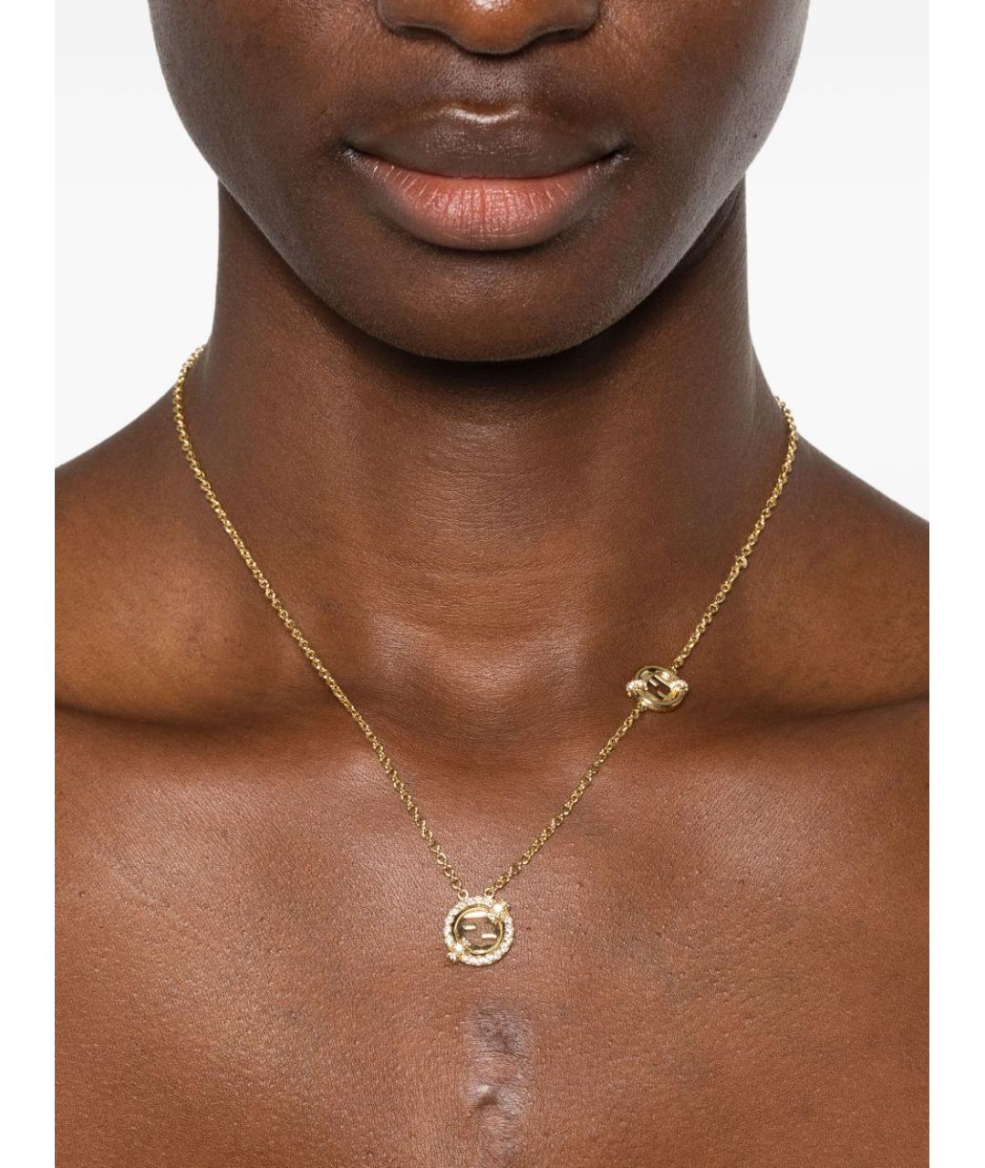 FENDI Золотая латунная подвеска, фото 3