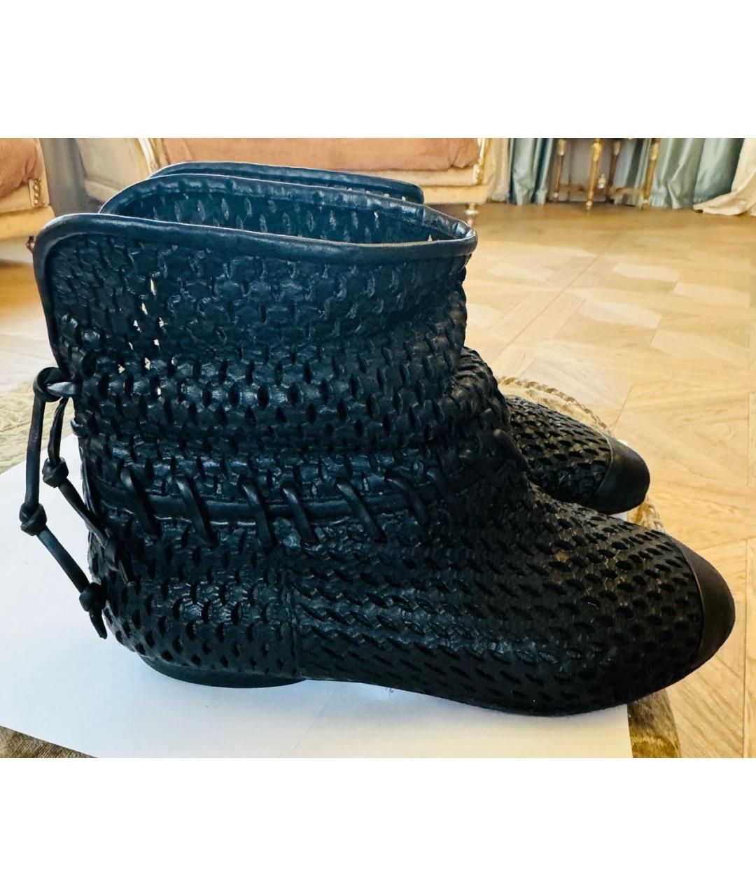 CHANEL Черные кожаные полусапоги, фото 5