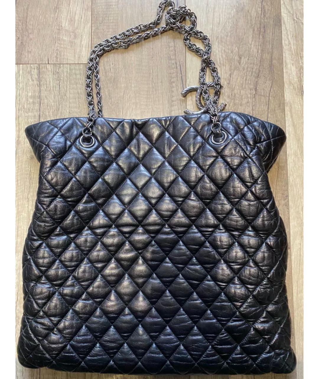 CHANEL Черная кожаная сумка тоут, фото 2
