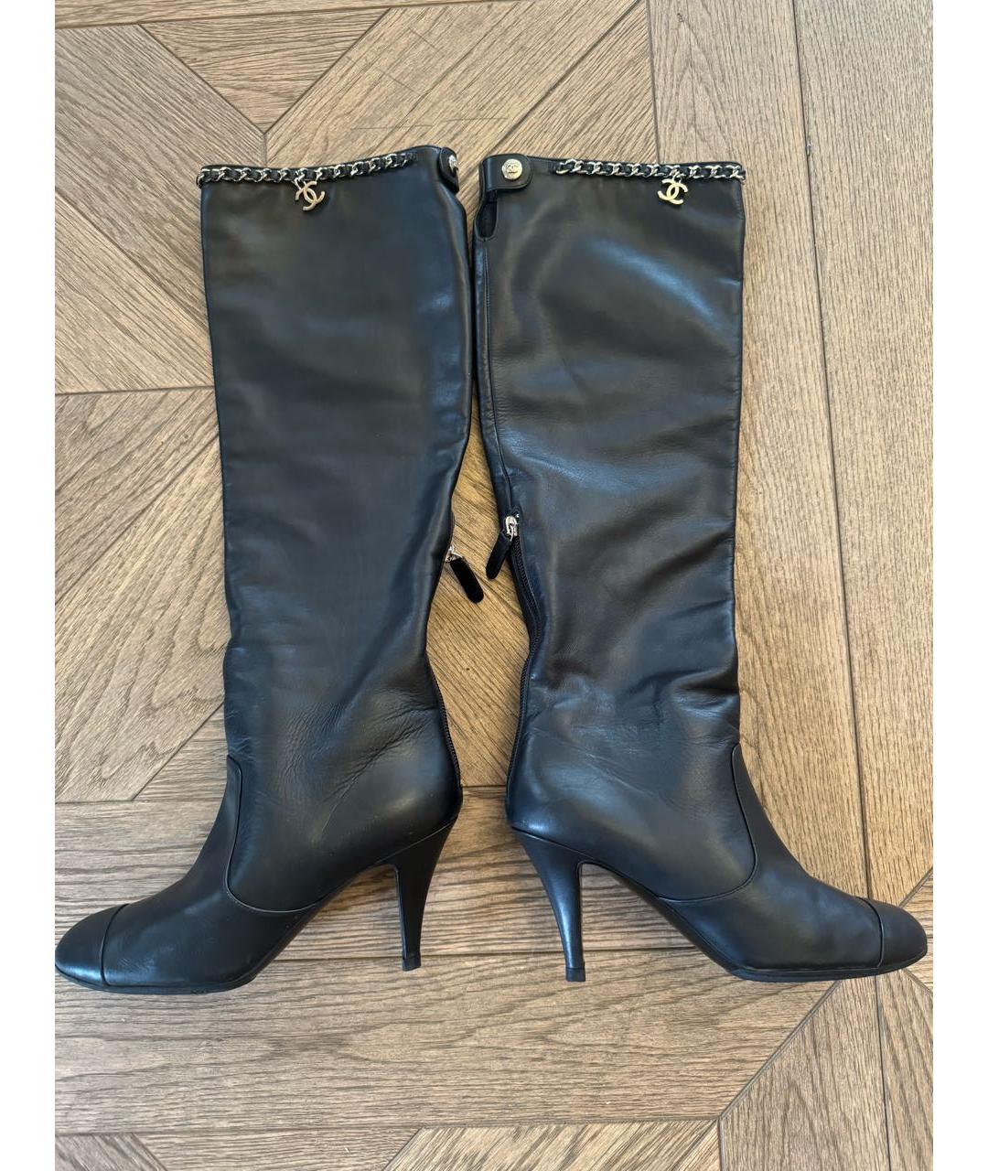 CHANEL Черные кожаные сапоги, фото 2