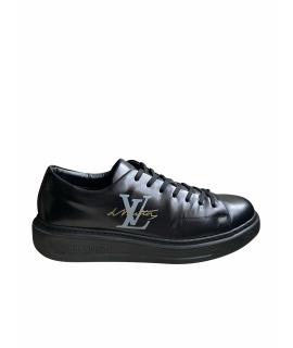 LOUIS VUITTON Низкие кроссовки / кеды