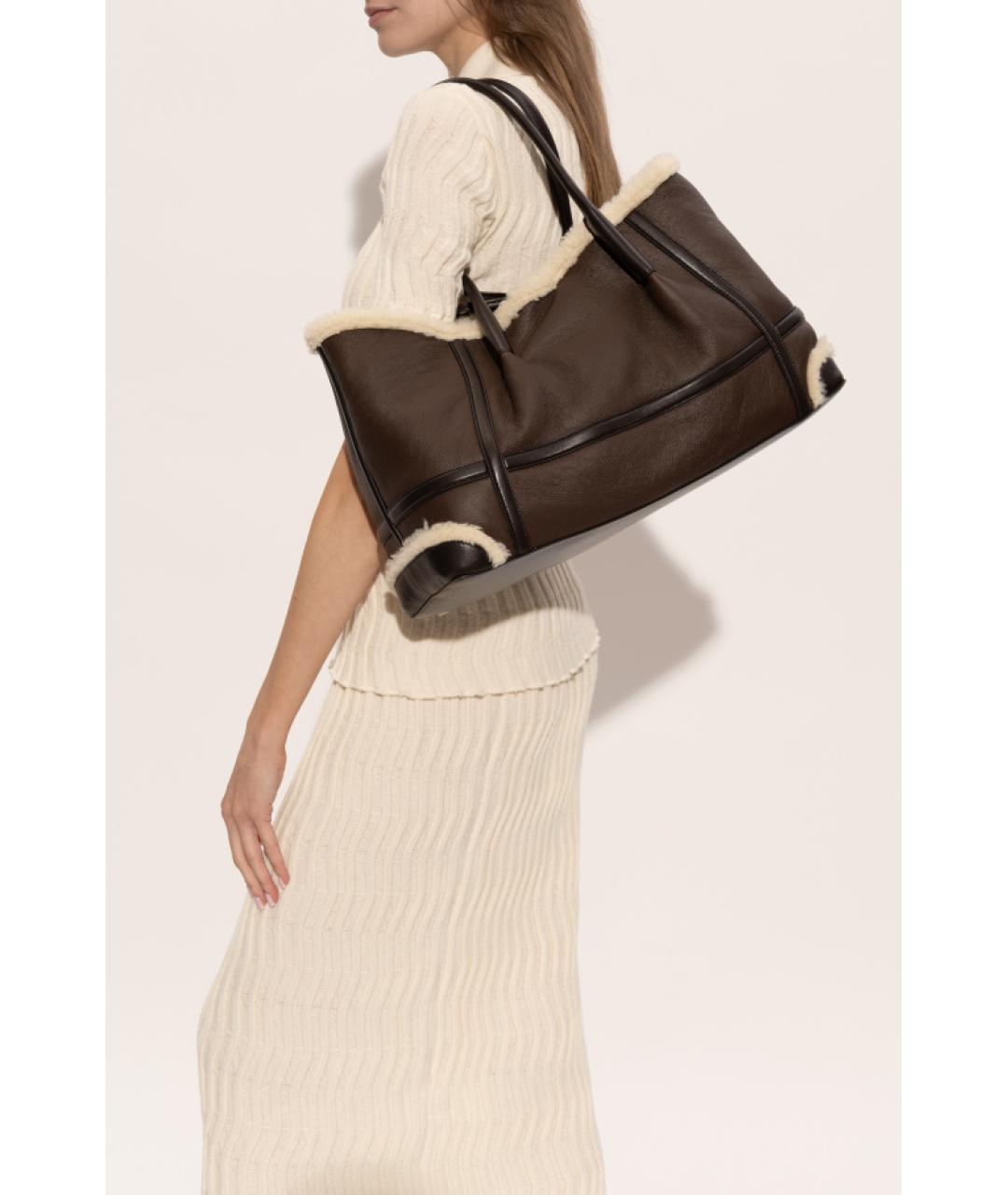 BOTTEGA VENETA Коричневая кожаная сумка тоут, фото 2