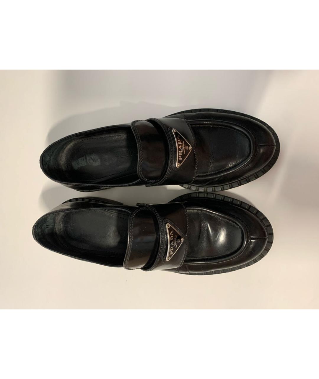 PRADA Черные лоферы из лакированной кожи, фото 3
