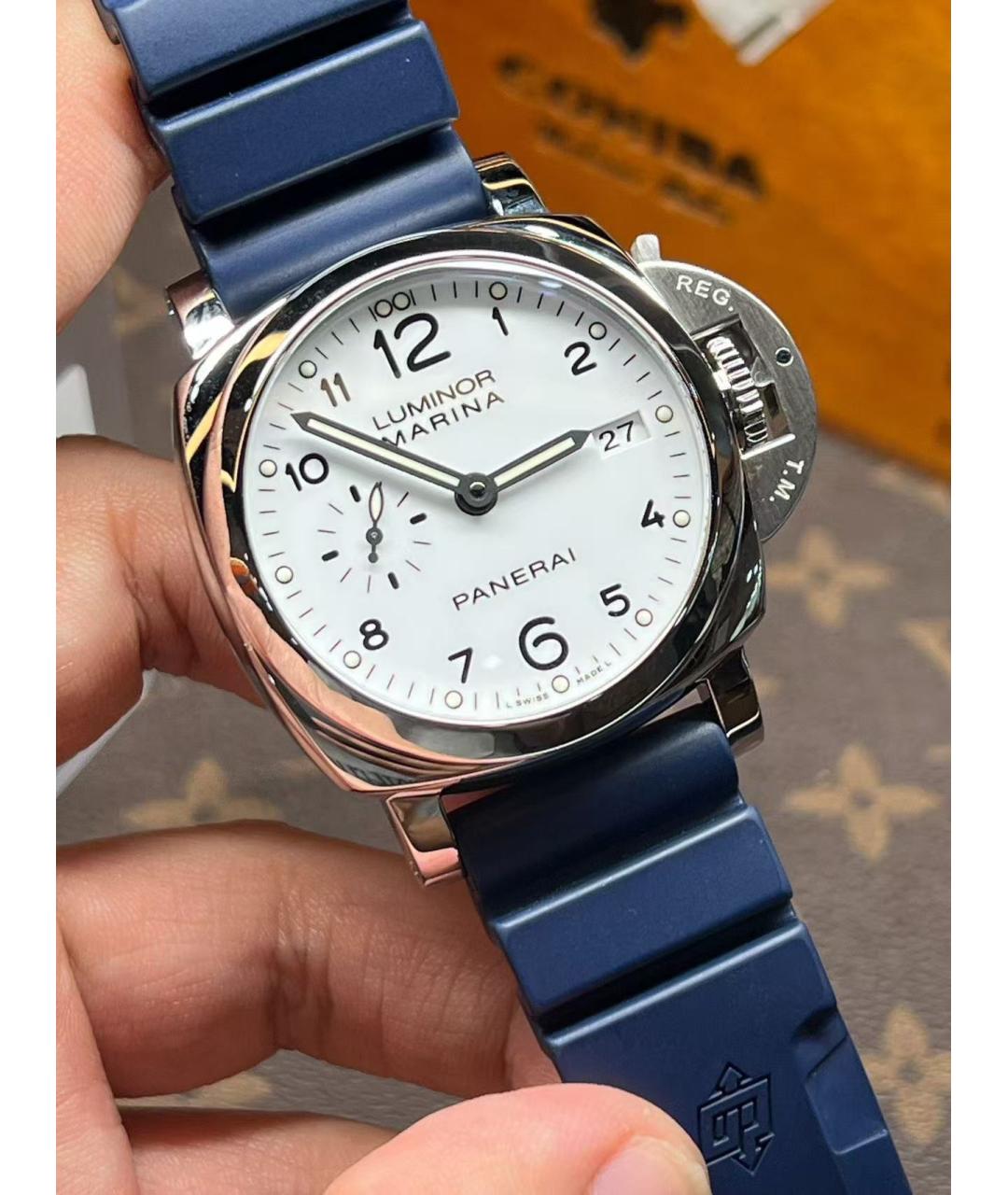 PANERAI Белые стальные часы, фото 3
