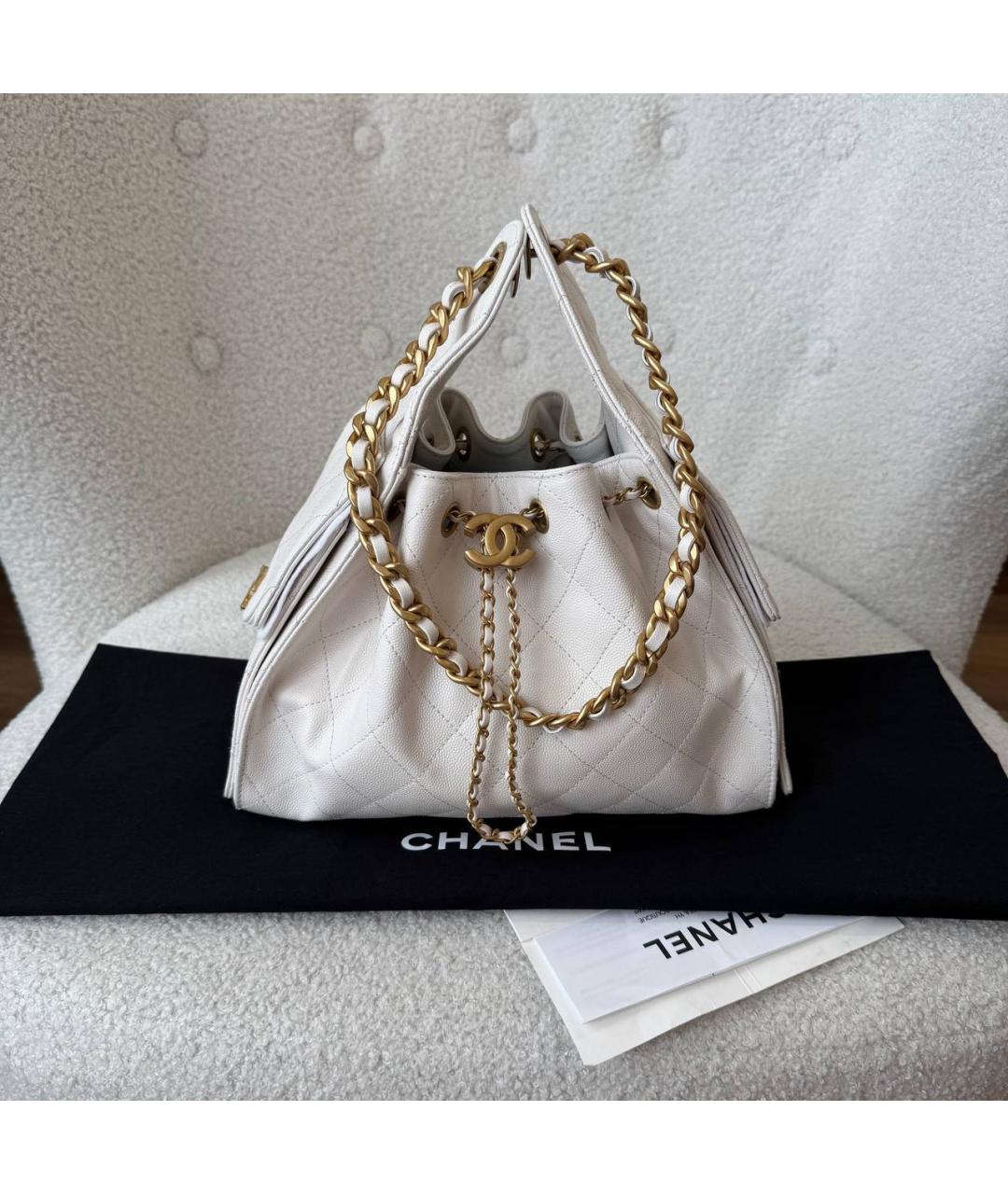 CHANEL Белая кожаная сумка тоут, фото 4