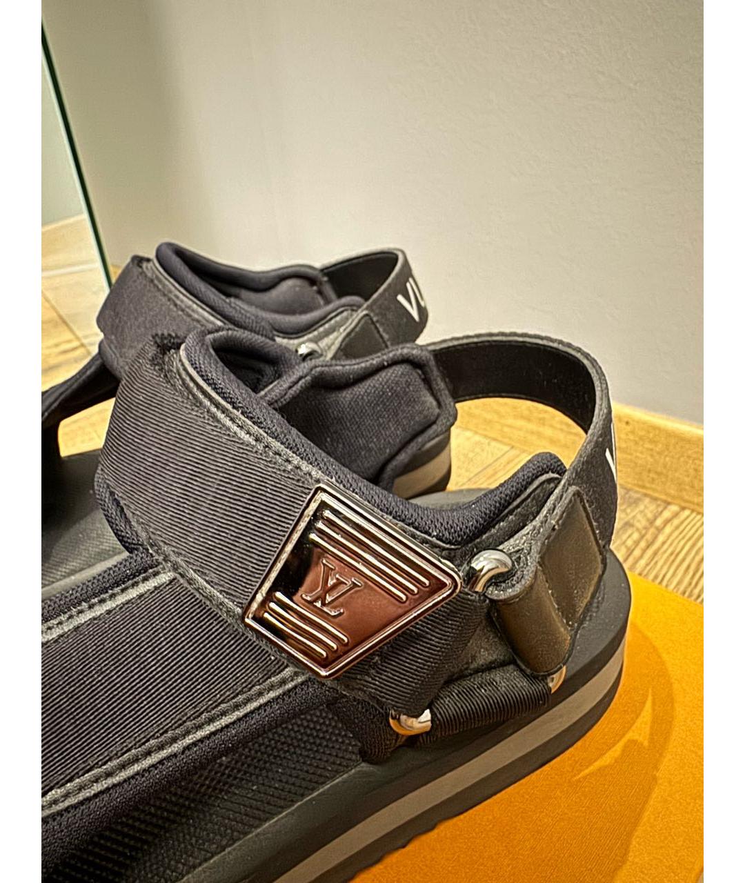LOUIS VUITTON Черные сандалии, фото 4