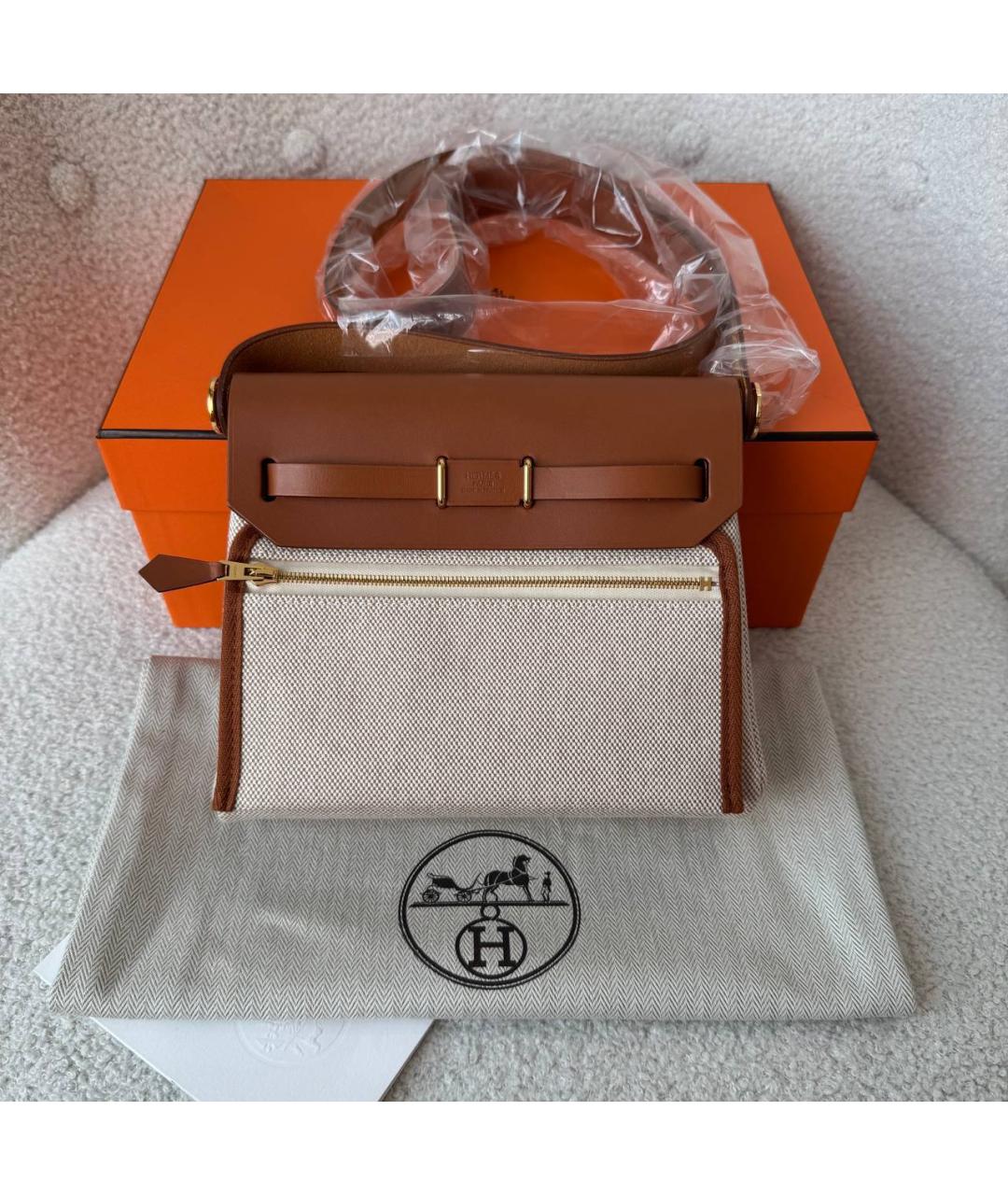 HERMES Бежевая тканевая сумка через плечо, фото 3