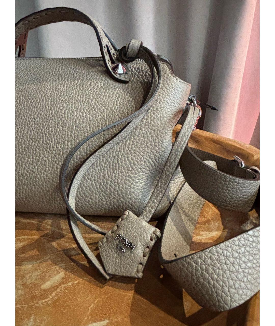 FENDI Бежевая кожаная сумка через плечо, фото 7