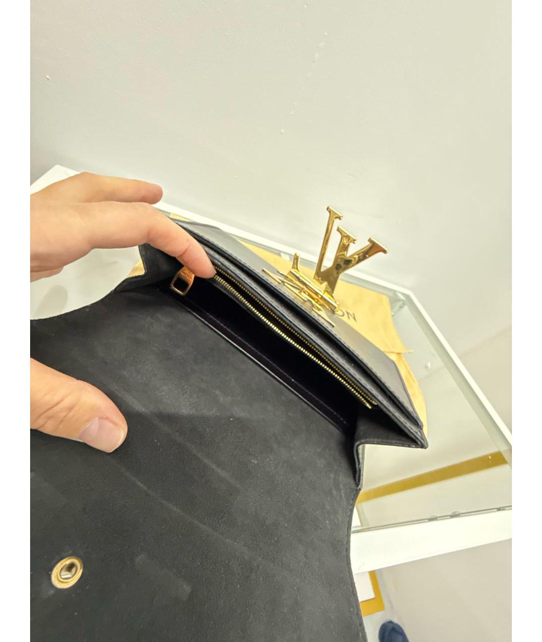 LOUIS VUITTON Черная кожаная сумка через плечо, фото 6