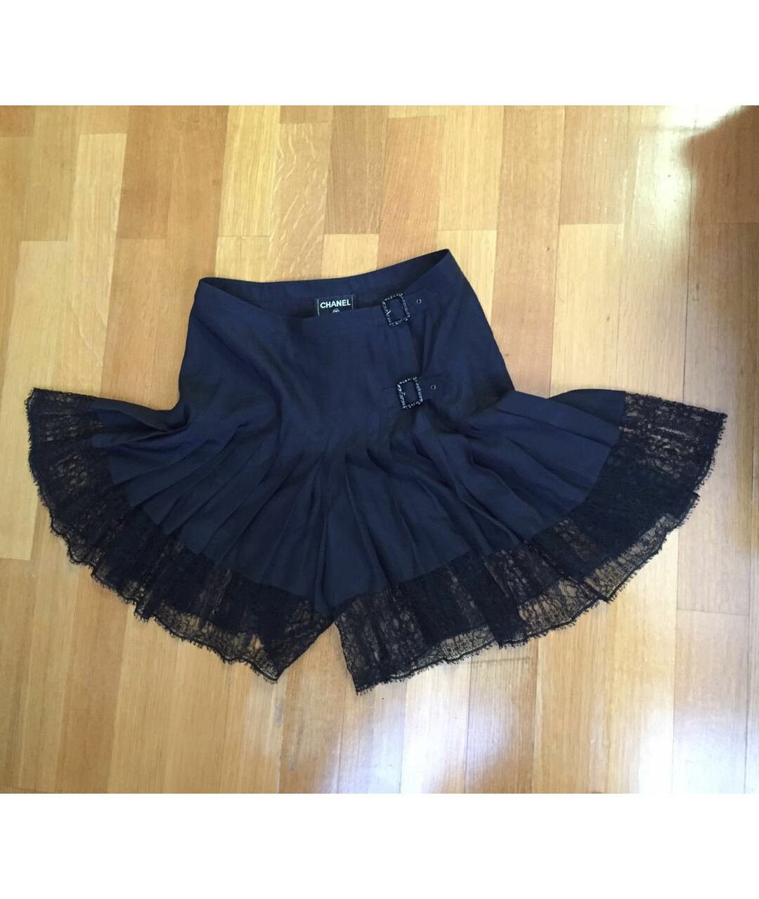 CHANEL PRE-OWNED Черная шелковая юбка-шорты, фото 6