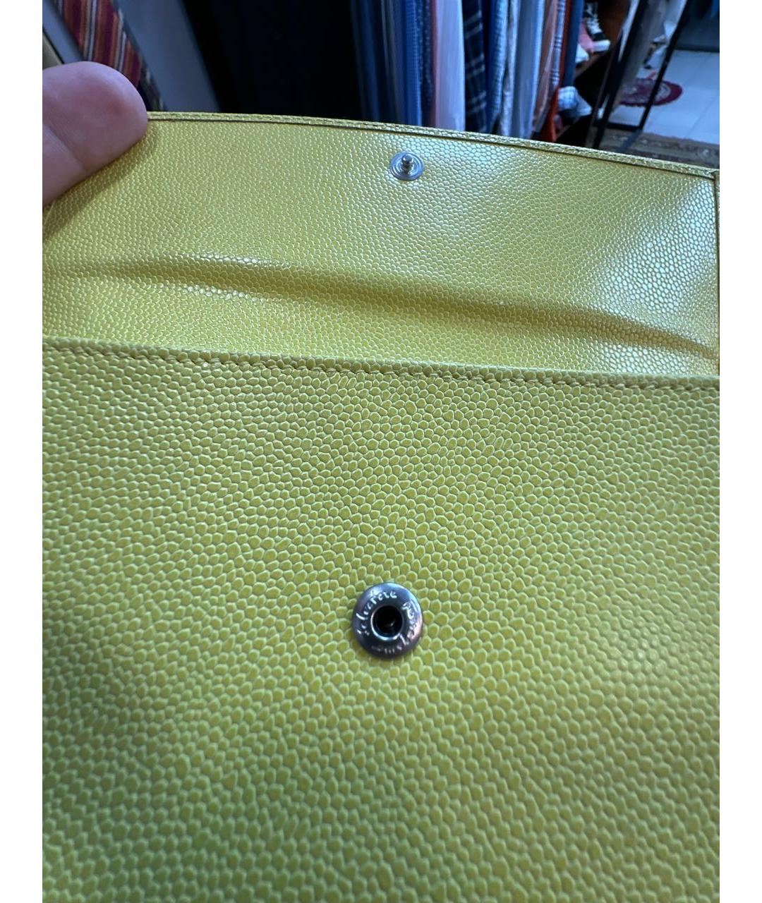 FERRAGAMO Желтый кожаный кошелек, фото 6