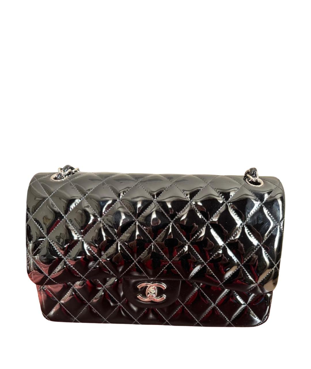 CHANEL Черная сумка через плечо из лакированной кожи, фото 1