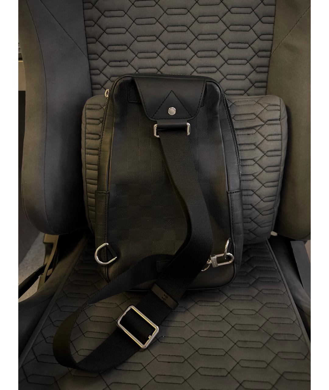 LOUIS VUITTON Черная кожаная сумка на плечо, фото 2