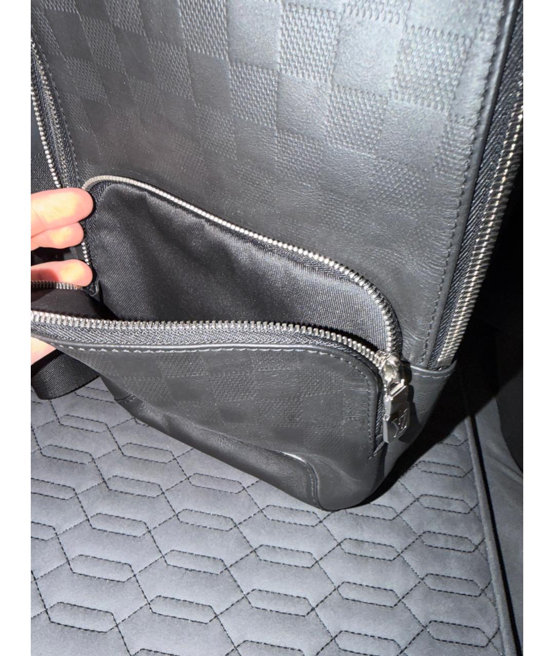 LOUIS VUITTON Черная кожаная сумка на плечо, фото 5