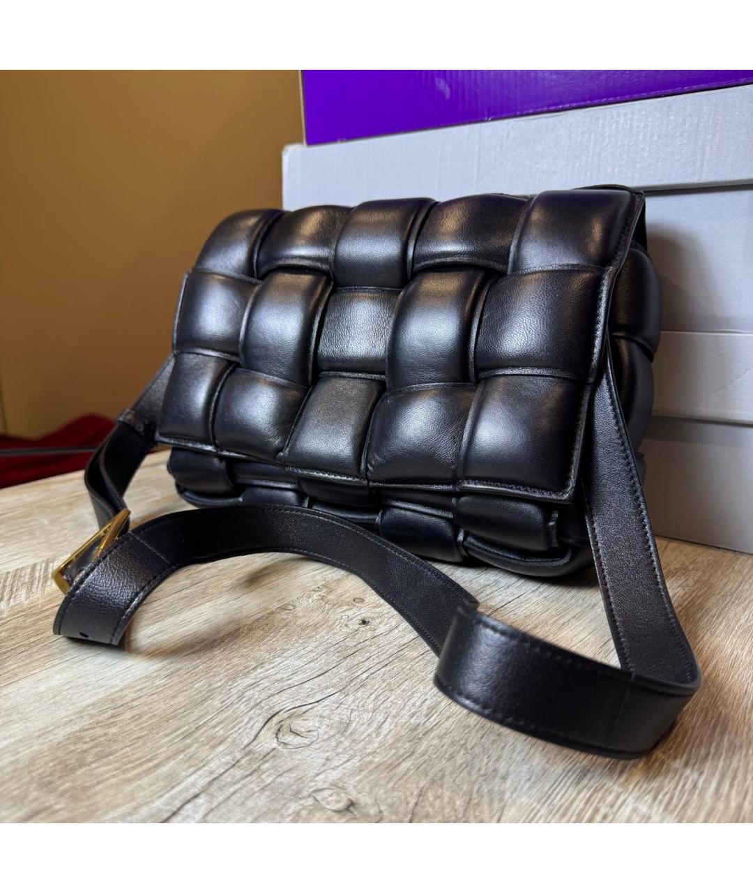 BOTTEGA VENETA Черная кожаная сумка через плечо, фото 4