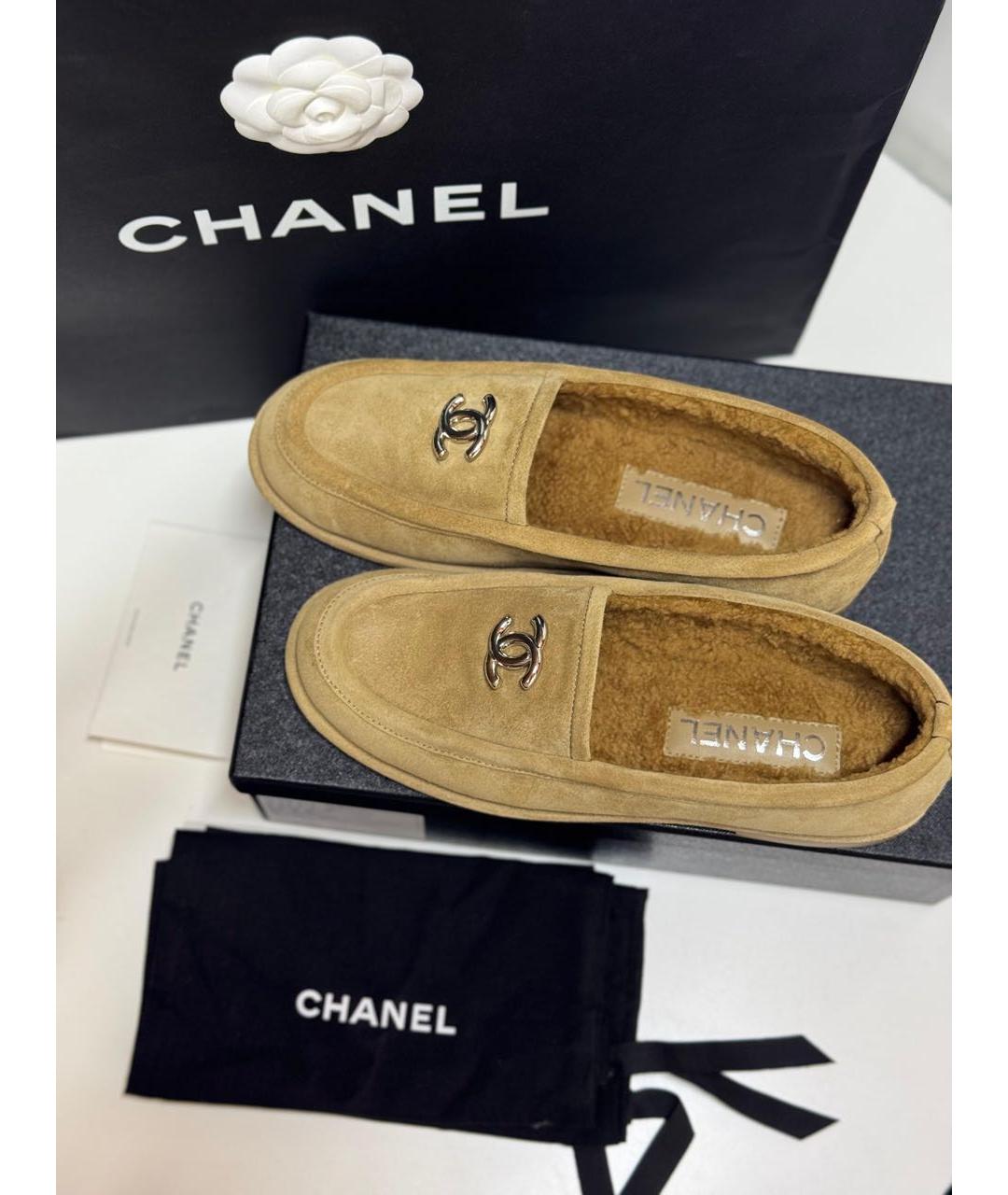 CHANEL Бежевые замшевые лоферы, фото 2