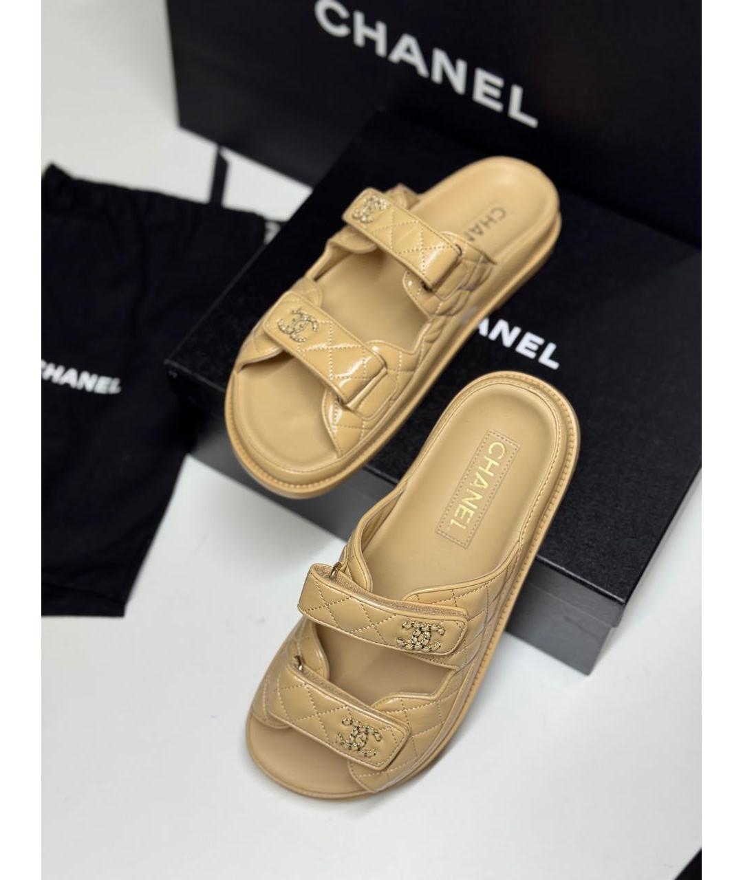 CHANEL Бежевые кожаные сандалии, фото 3