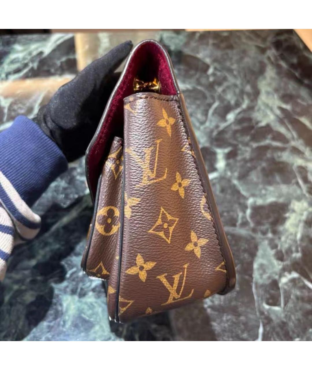 LOUIS VUITTON Коричневая кожаная сумка через плечо, фото 3