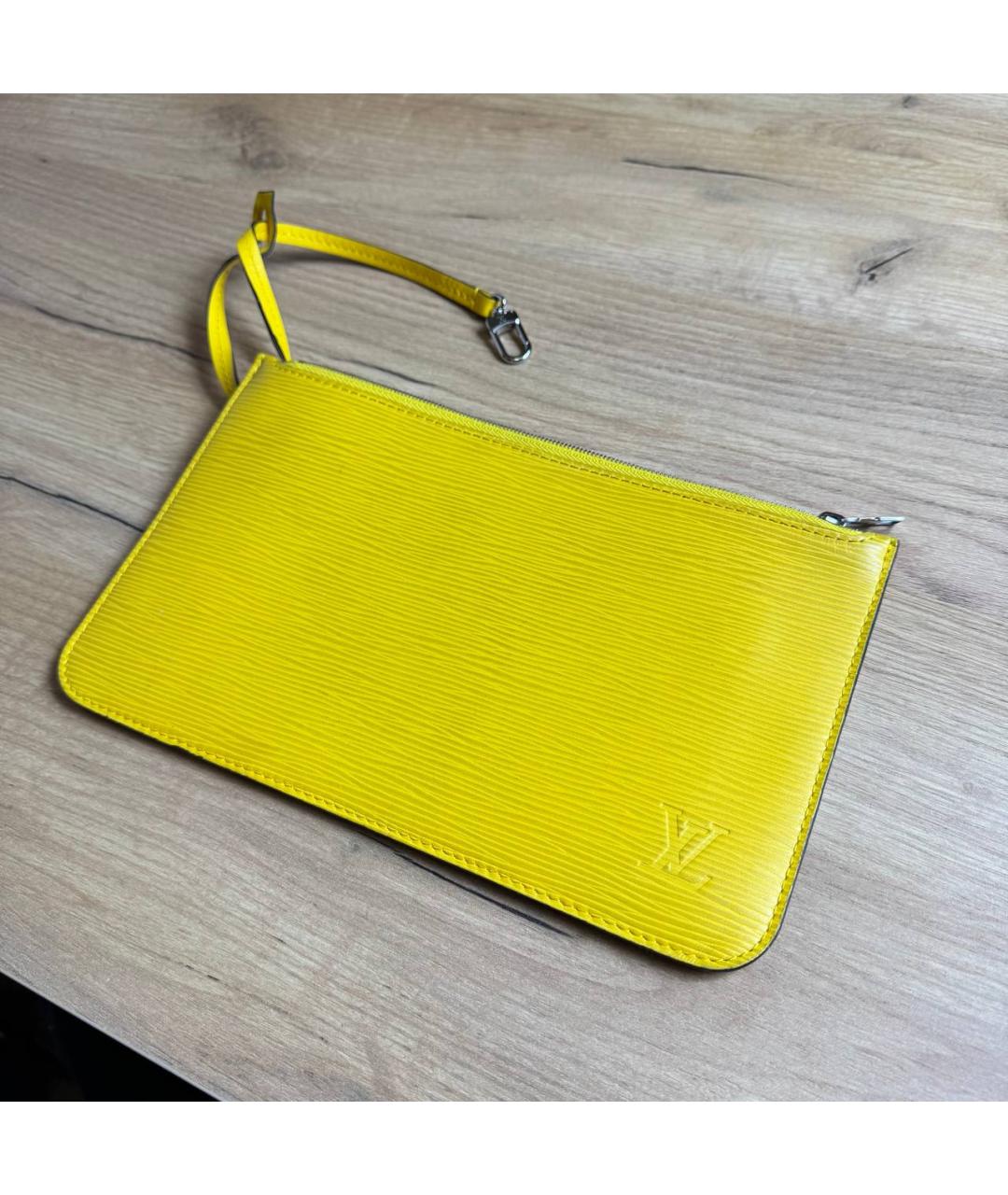 LOUIS VUITTON Желтый кожаный кошелек, фото 2